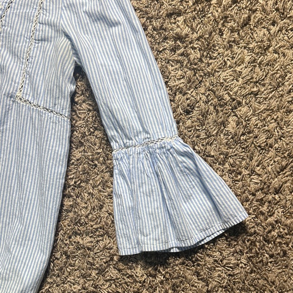 GAP Light Blue and White Striped embroidered Top Size S - Picture 3 of 9